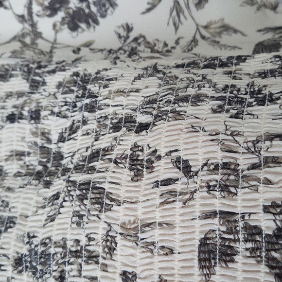 NWT EXPRESS Floral Crop Top and Wide Leg Pant Set, Size L - Picture 11 of 16